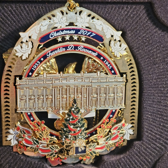 The White House Historical Association CHRISTMAS ORNAMENT 2017 - Picture 4 of 8